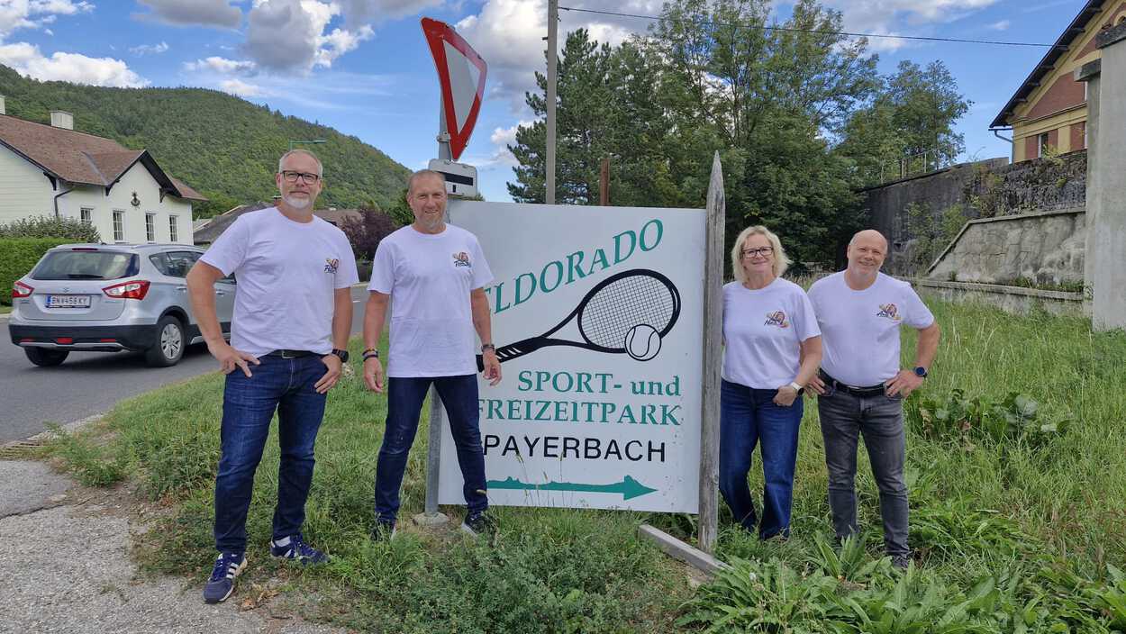Schlauchwerfen beim Weinheurigen der FF Payerbach
